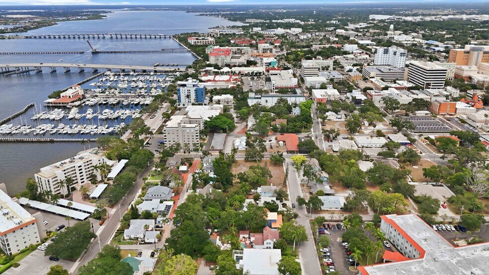 More Photos Of 204 15th St W, Bradenton Land For Sale