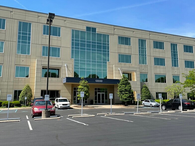 More Photos Of 13550 Triton Park Blvd, Louisville Office For Lease