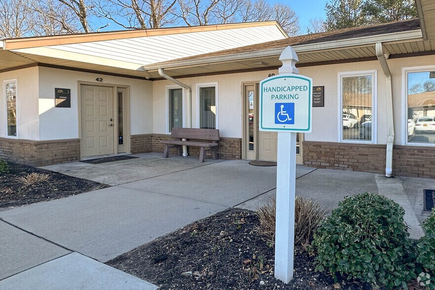 More Photos Of 5225 Nesconset Hwy, Port Jefferson Station Unknown For Lease