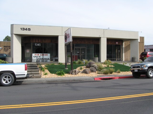 More Photos Of 1345 E Francisco Blvd, San Rafael Service For Lease