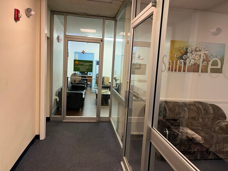 More Photos Of 14 Dartmouth St, Malden Office For Lease