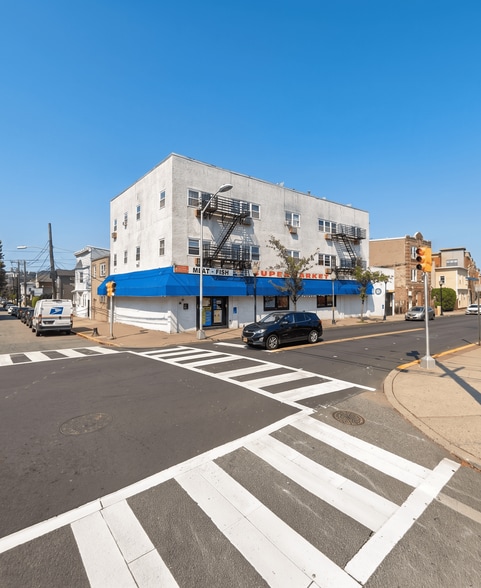 More Photos Of 325 Henry St, Orange Apartments For Lease
