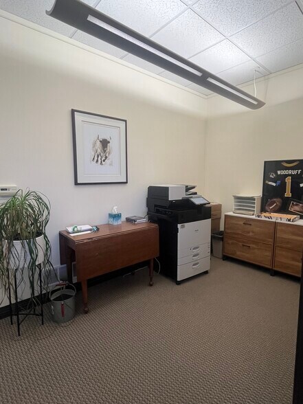 More Photos Of 2415 Carter Ln, Columbia Office For Sale