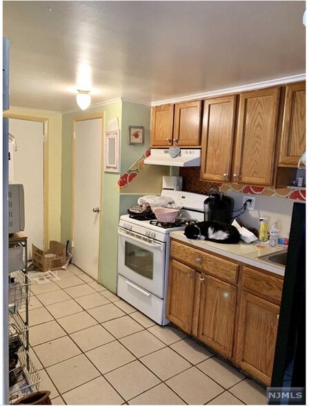 More Photos Of 82 Passaic St, Garfield Storefront Retail Residential For Sale