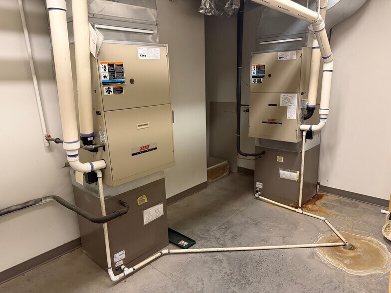 More Photos Of 1784 N Aaron Dr, Tooele Office For Sale