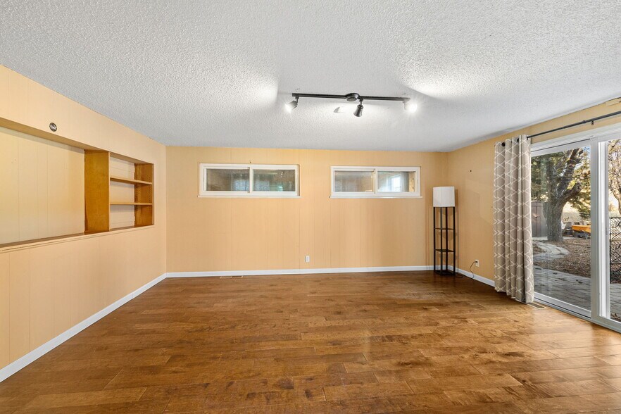 More Photos Of 180 Gallian Ln, Reno Office Residential For Sale