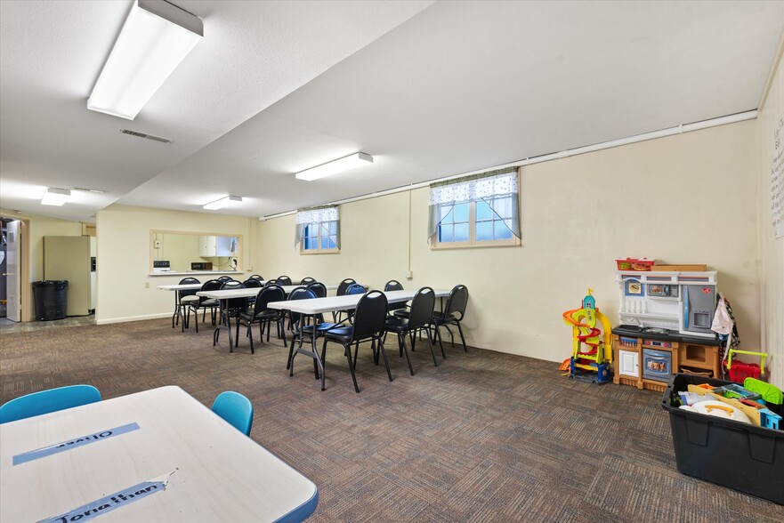 More Photos Of 2100 7th St, Baker City Specialty For Sale