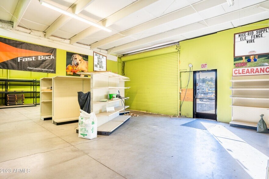 More Photos Of 101 W Aero Dr, Payson General Retail For Lease