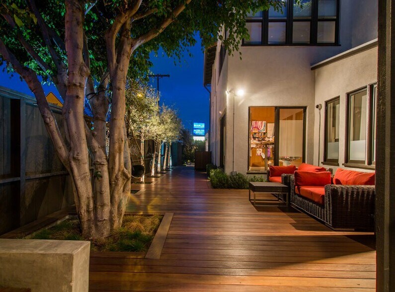 More Photos Of 1746 Abbot Kinney Blvd, Venice Office For Lease