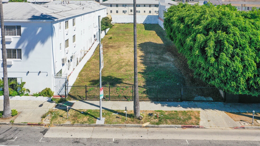 More Photos Of 7045 W Sunset Blvd, Los Angeles Land For Sale