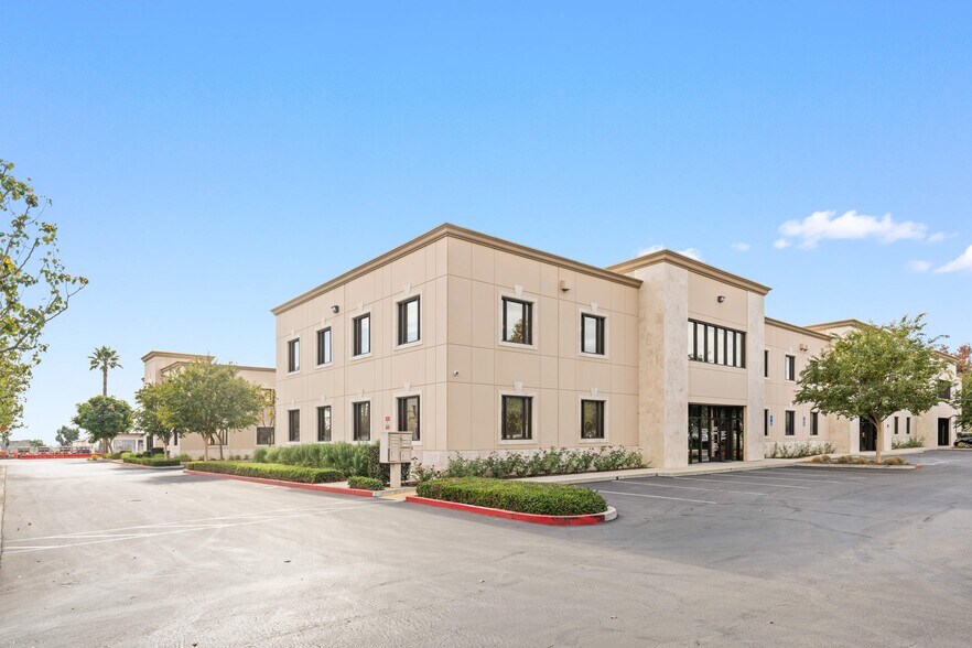 More Photos Of 1795 E Holt Blvd, Ontario Showroom For Sale