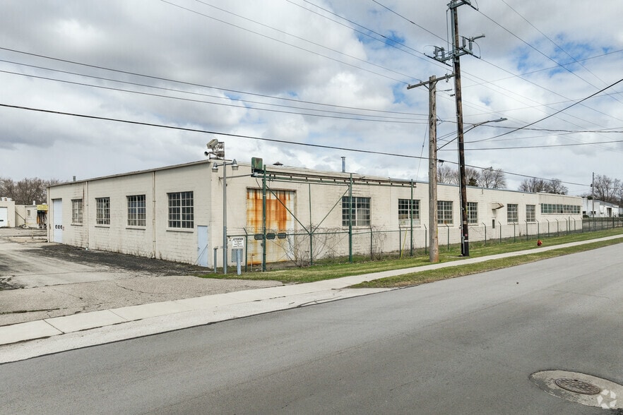Primary Photo Of 626 Depot St, Blissfield Warehouse For Lease