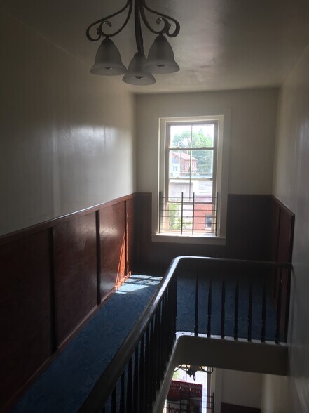 More Photos Of 141-143 Main St, Hackettstown Storefront Retail Residential For Sale