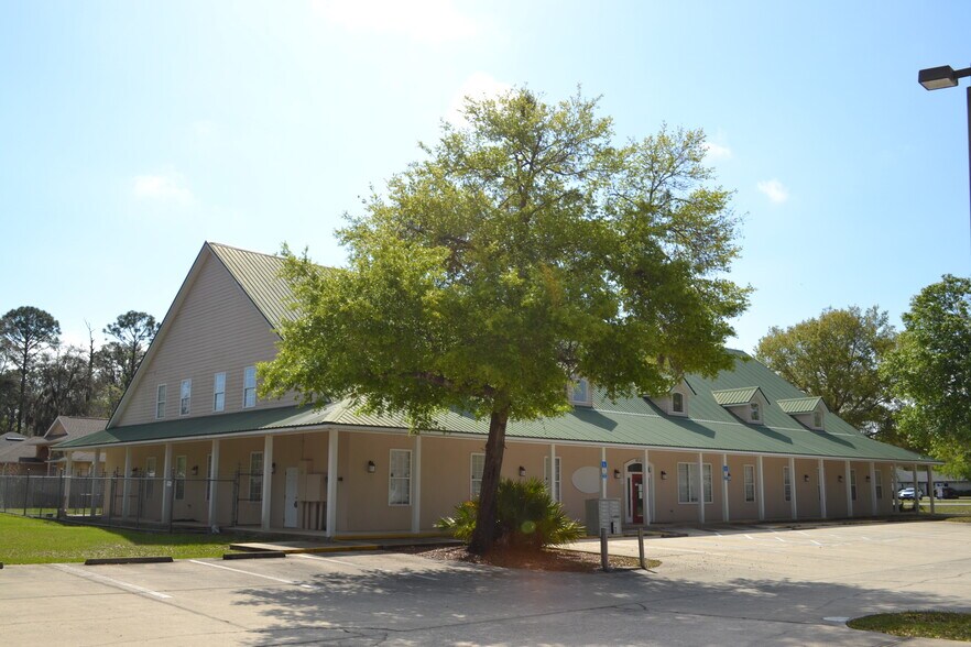 Primary Photo Of 6050 Saint Johns Ave, Palatka Medical For Sale