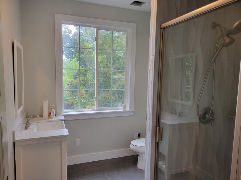 More Photos Of 47 W 9000 S, Sandy Office For Lease