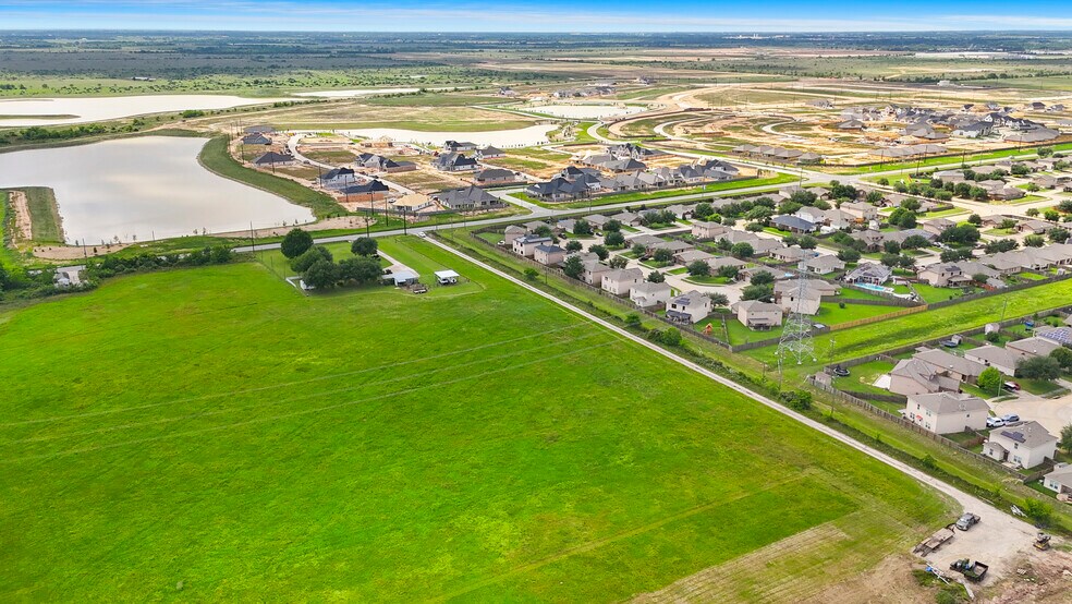 More Photos Of 16070 Warren Ranch Rd, Hockley Land For Sale