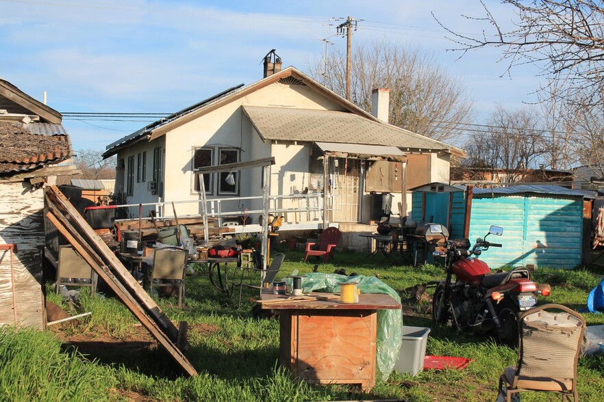 More Photos Of 8165-8169 State Highway 99E, Los Molinos Manufactured Housing Mobile Home Park For Sale