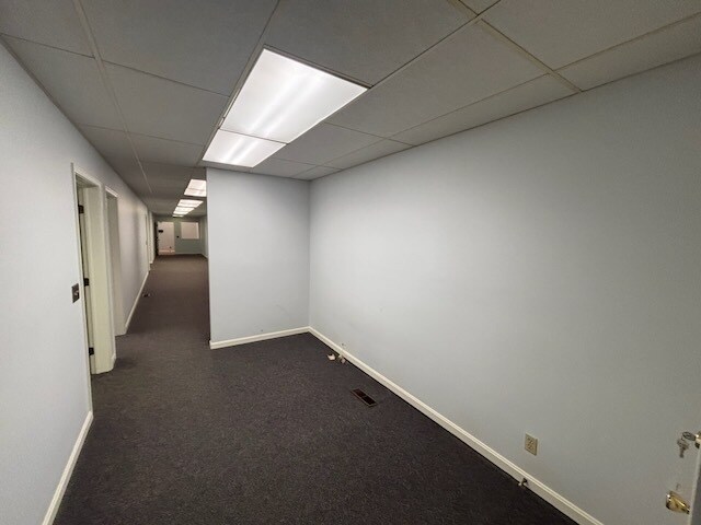 More Photos Of 309 Main St, Mount Vernon Office For Lease