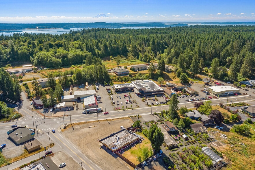 More Photos Of 15610 Olson Dr Kp N, Lakebay Bar For Sale