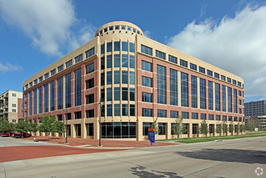 Primary Photo Of 15725 Dallas Pky, Addison Office Residential For Lease