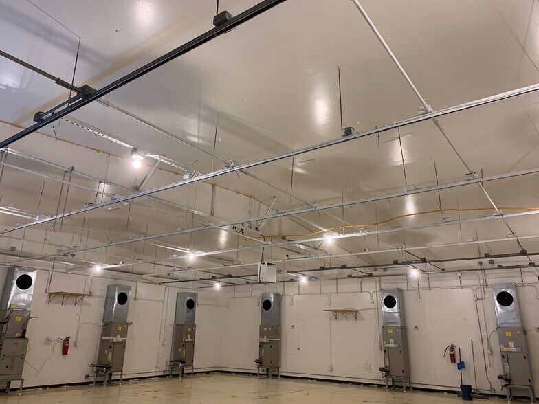 More Photos Of 402 S 29th St, Blackwell Industrial For Lease