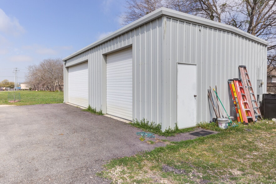 More Photos Of 2911 Morningside Dr, New Braunfels Land For Sale