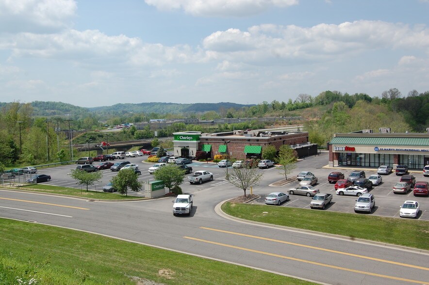 More Photos Of 2014 Thundering Herd Dr, Barboursville Unknown For Lease