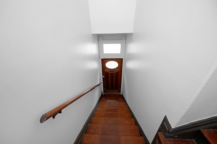 More Photos Of 742 B St, Hayward Restaurant For Sale