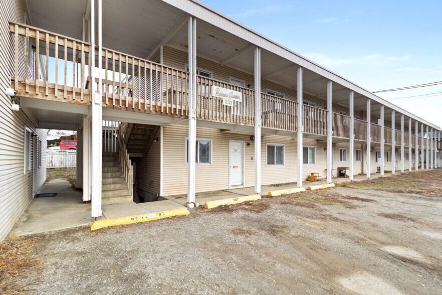 More Photos Of 233 Sherwood Drive, Kamloops Apartments For Sale