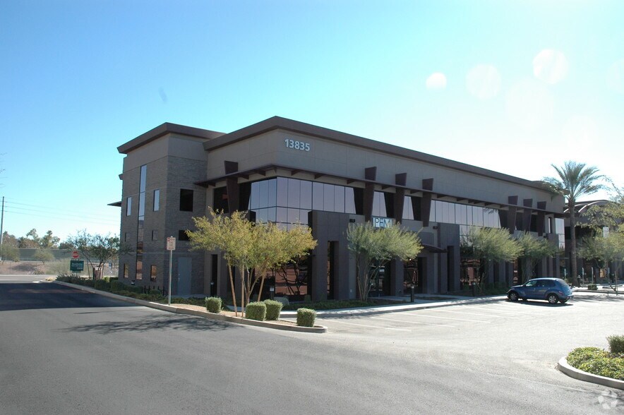 More Photos Of 13835 N Northsight Blvd, Scottsdale Office For Sale