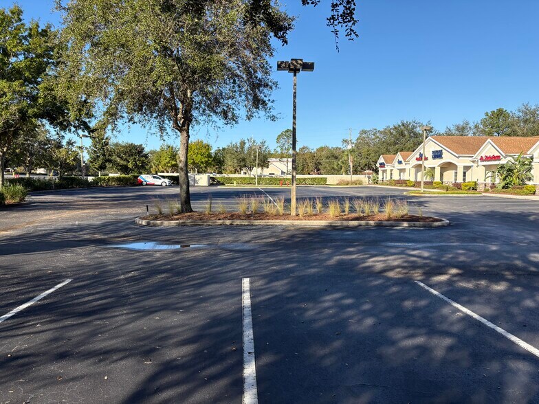 More Photos Of 7250 Red Bug Lake Rd, Oviedo Office For Sale