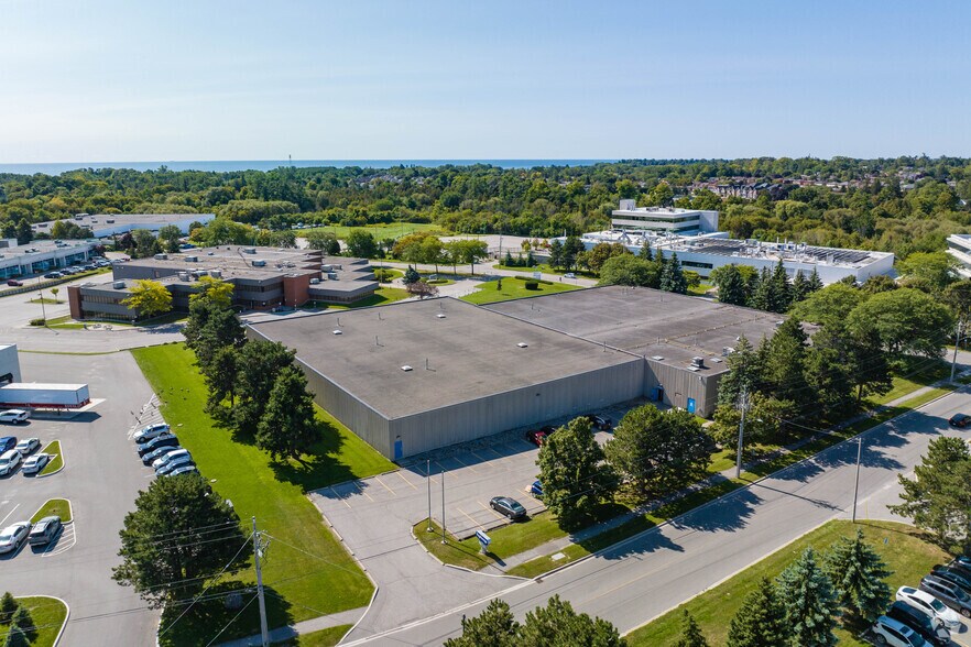 More Photos Of 585 Granite Ct, Pickering Warehouse For Sale