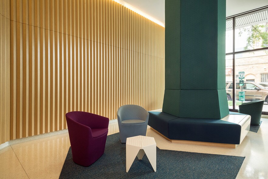 More Photos Of 5113 S Harper Ave, Chicago Coworking Space