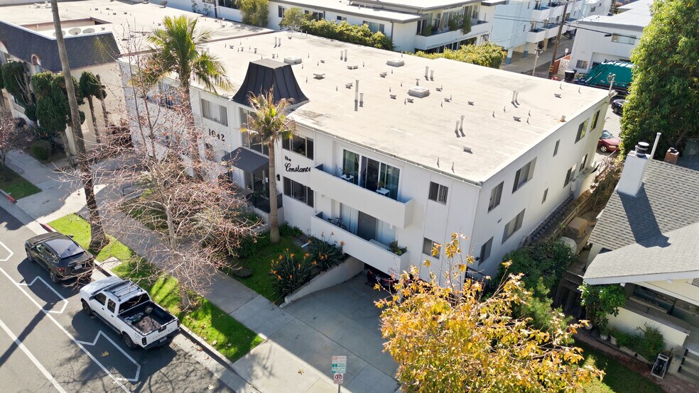 More Photos Of 1042 6th St, Santa Monica Apartments For Sale