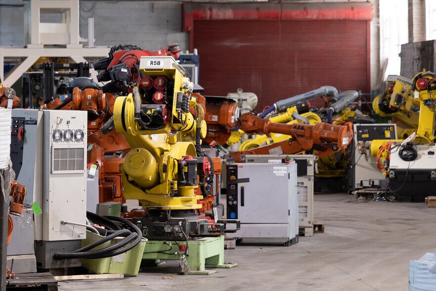 More Photos Of 20001 Euclid Ave, Euclid Warehouse For Lease