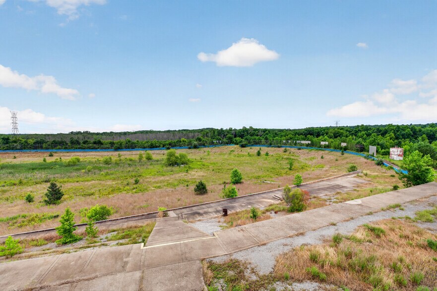 More Photos Of 957 Truck Plaza Ln, Calvert City Land For Sale