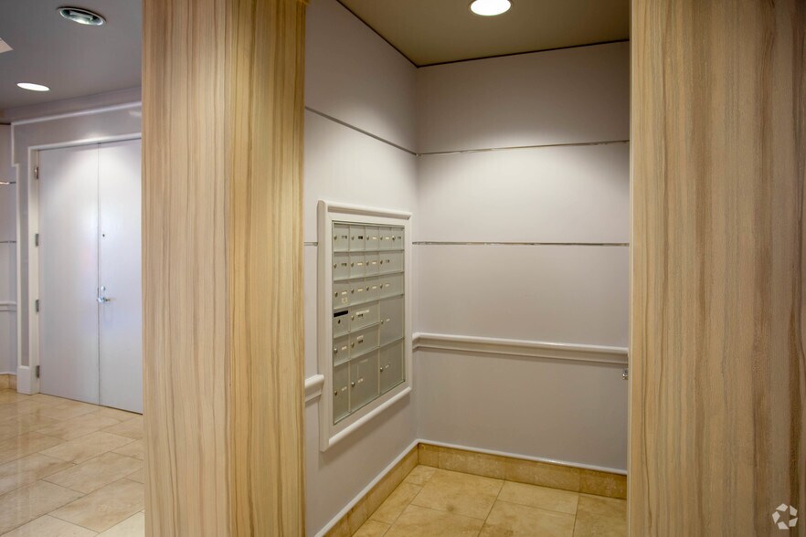 More Photos Of 4500 Cameron Valley Pky, Charlotte Office For Lease