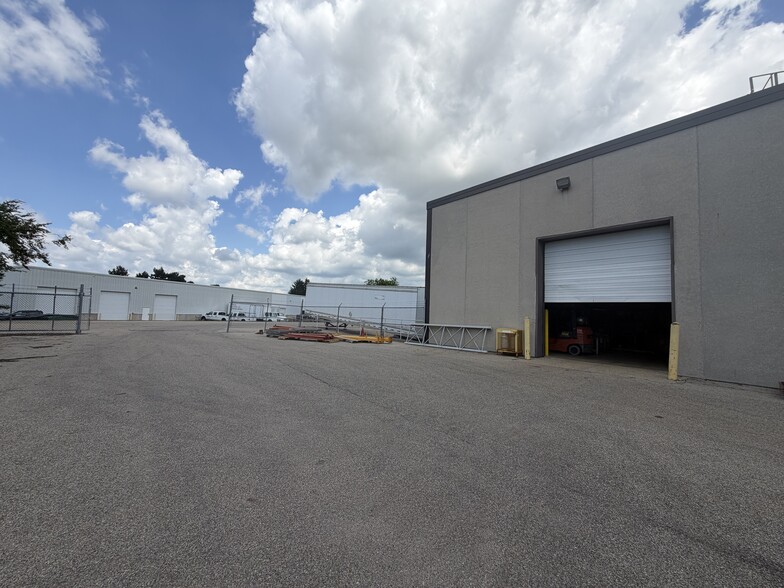 More Photos Of 4331 Brockton Dr SE, Grand Rapids Manufacturing For Sale