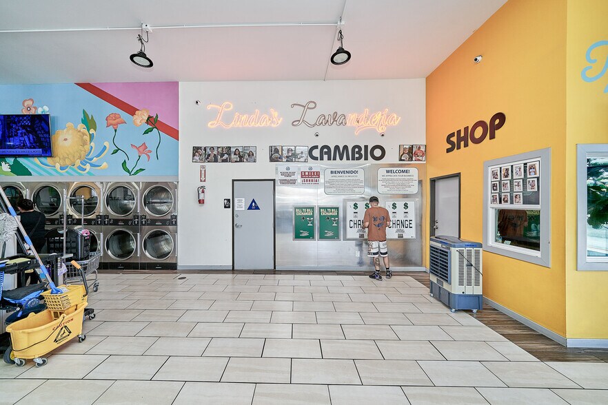 More Photos Of 3046 E Florence Ave, Huntington Park Freestanding For Sale