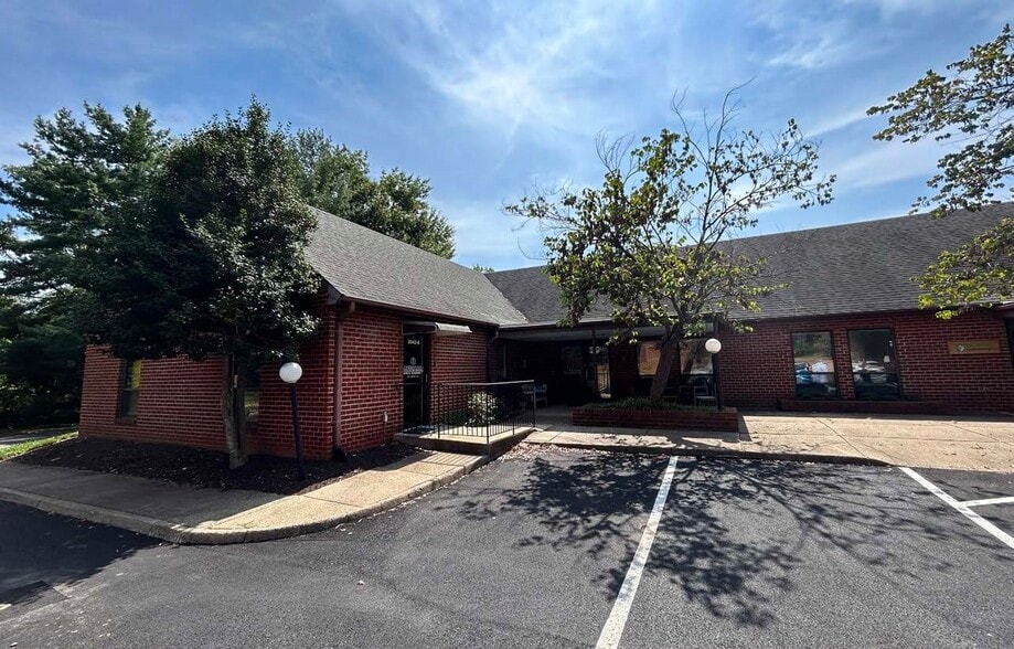 Primary Photo Of 3042 Berkmar Dr, Charlottesville Office For Lease