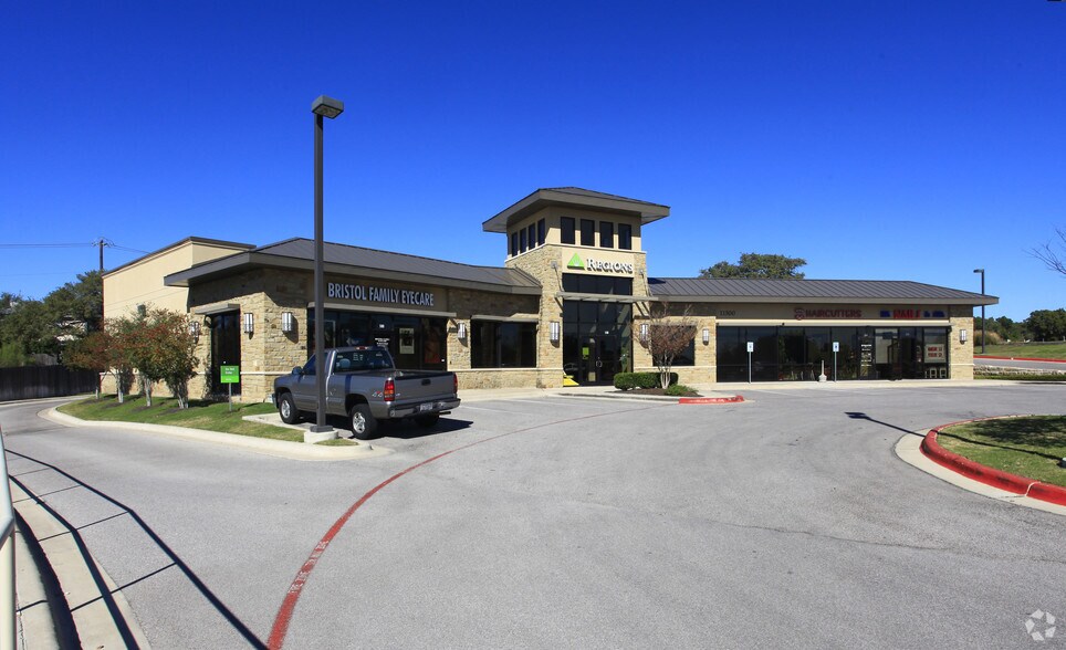 More Photos Of 11500 Bee Cave Rd, Austin Freestanding For Lease