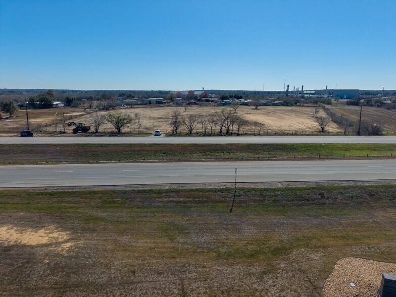 More Photos Of 4440 S Loop 1604 E, Elmendorf Land For Lease