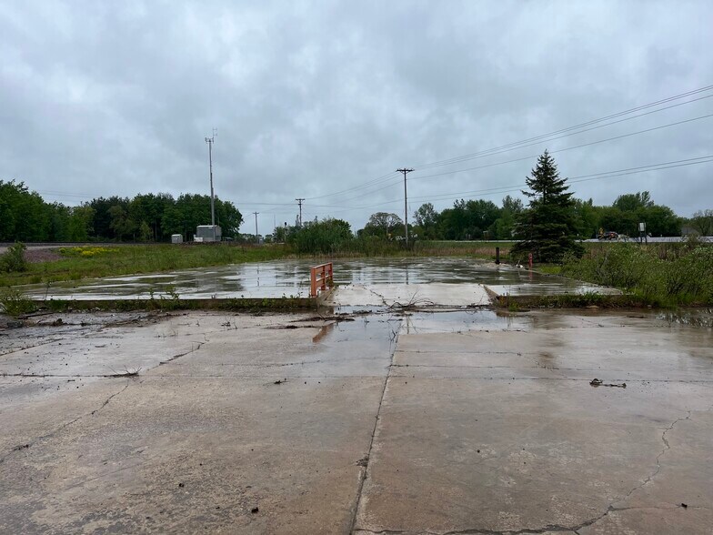 More Photos Of 2609 E 4th St, Marshfield Land For Sale
