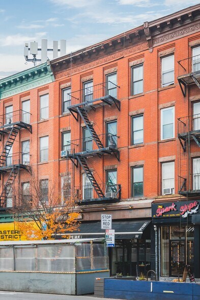 More Photos Of 88 5th Ave, Brooklyn Apartments For Lease