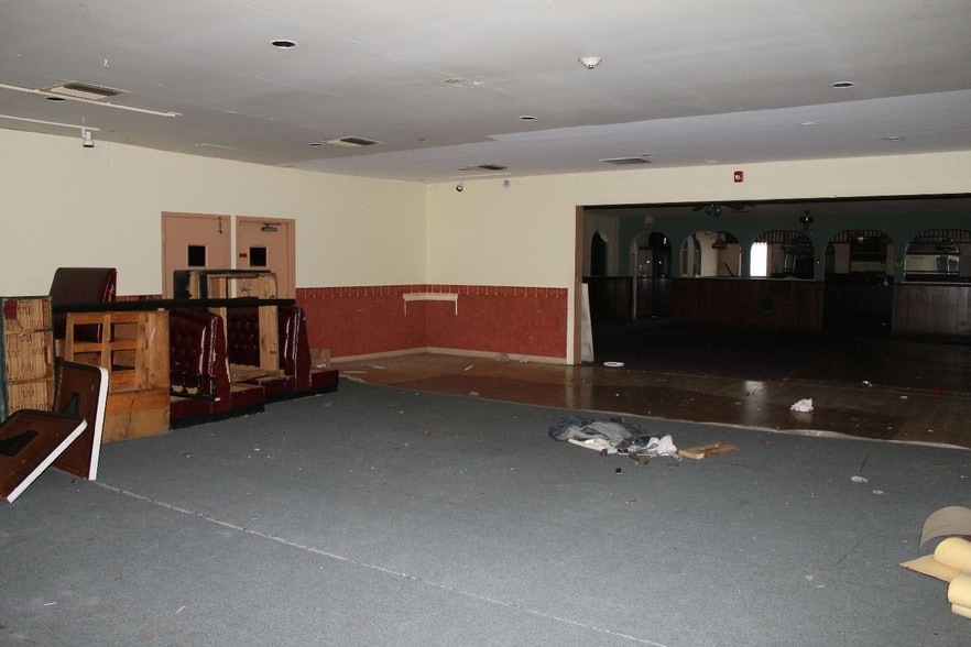 More Photos Of 2048 College Ave, Elmira Heights Restaurant For Sale