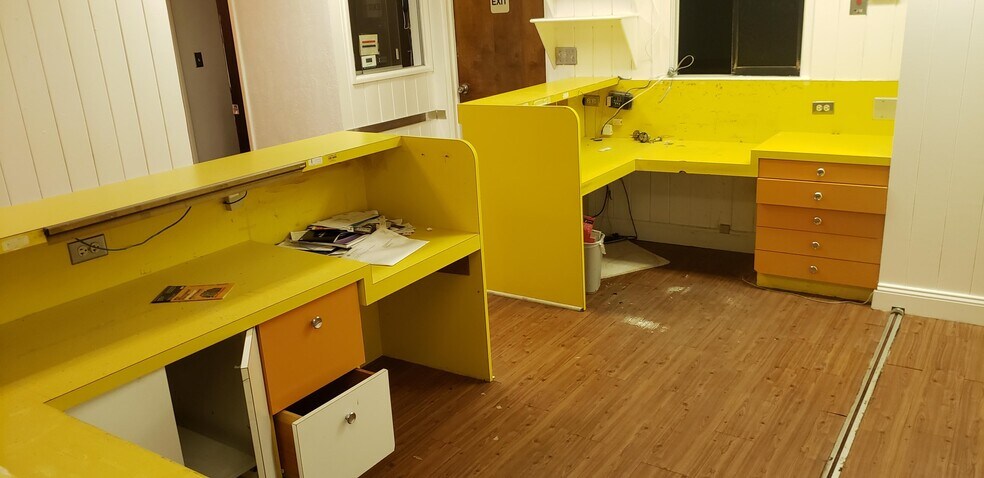 More Photos Of 909 NE 163rd St, North Miami Beach Medical For Sale