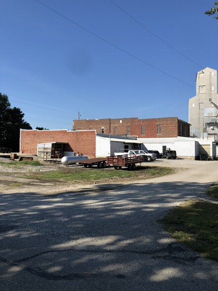 More Photos Of 496 IN-26, Frankfort Warehouse For Sale