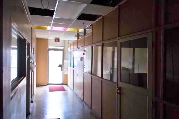 More Photos Of 814 22nd Ave, Meridian Flex For Sale