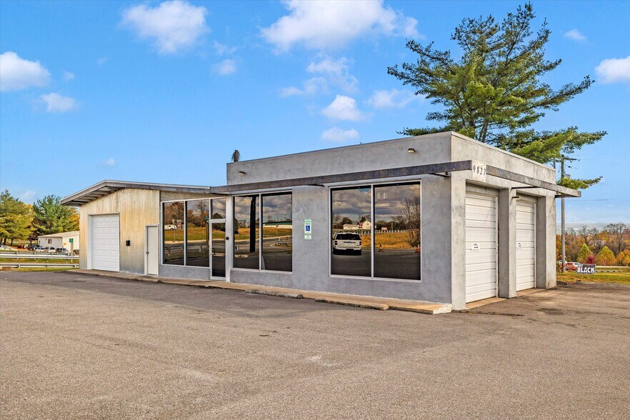 More Photos Of 9827 Hansonville Rd, Frederick Auto Repair For Sale