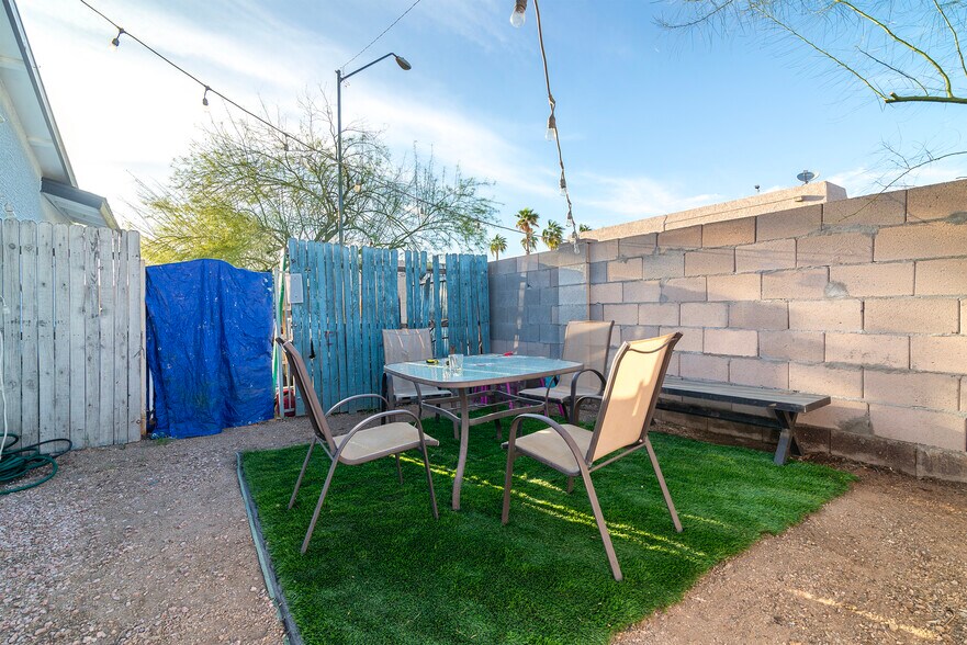 More Photos Of 2444 E Willetta St, Phoenix Multifamily For Sale